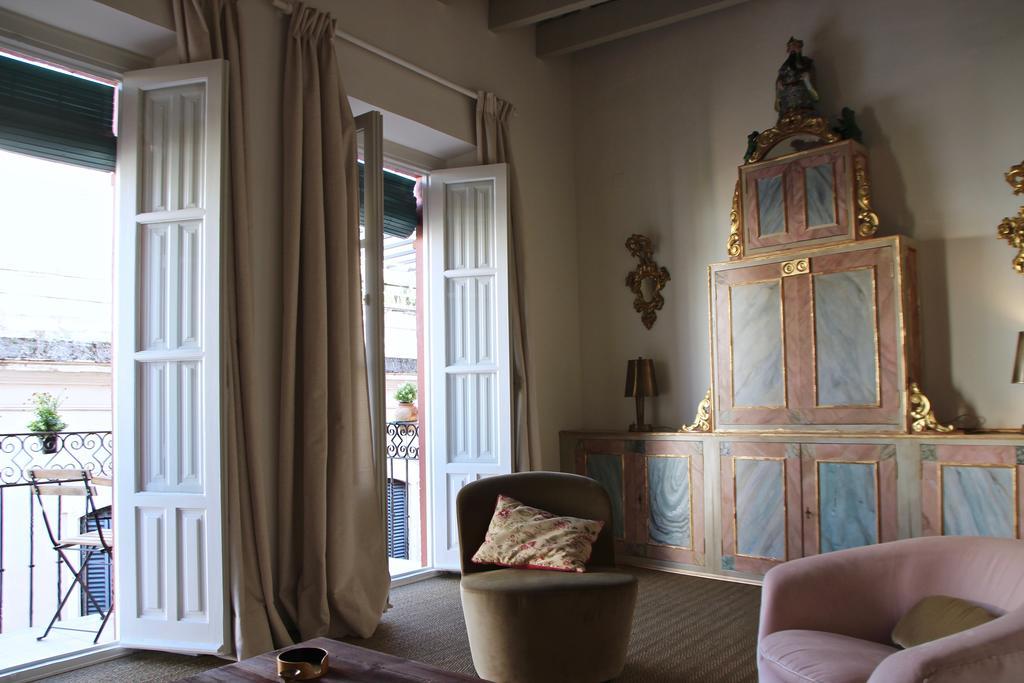 Eva Recommends Sentencia Siviglia Esterno foto